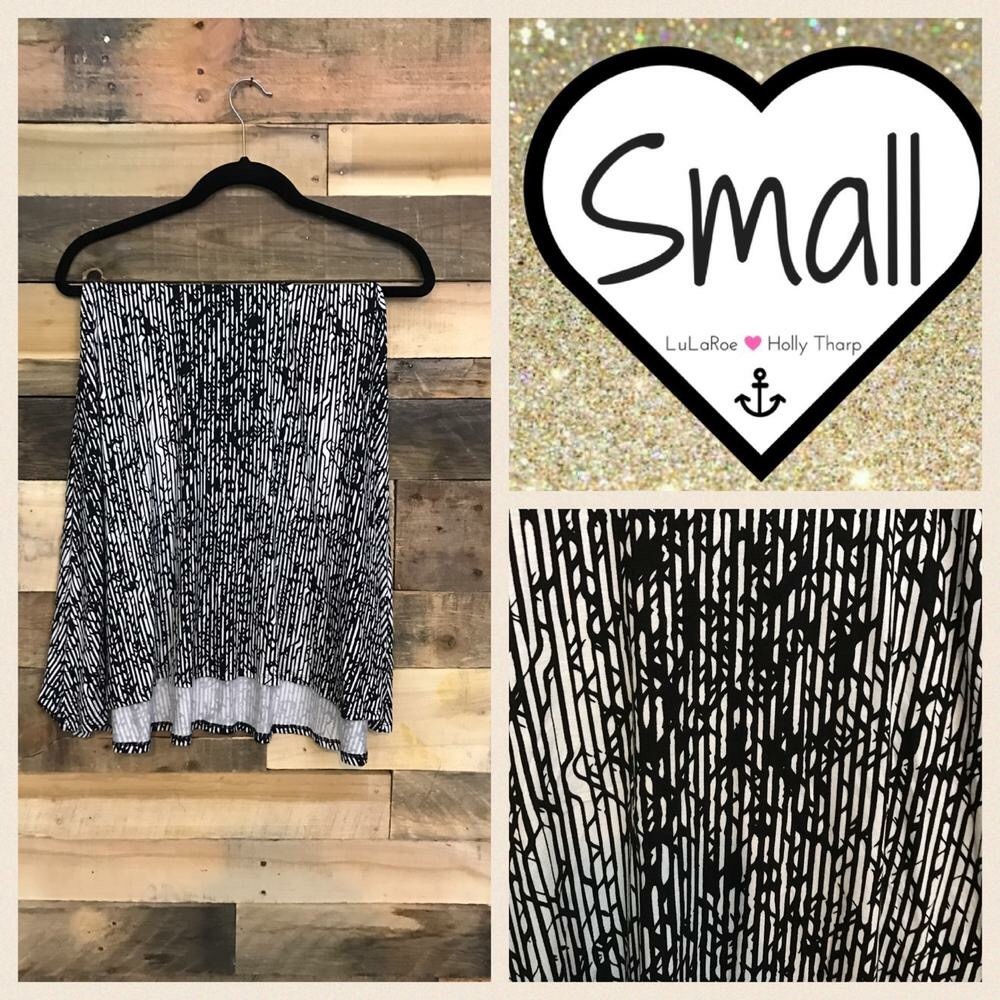 Small LuLaRoe Azure skirt NWT